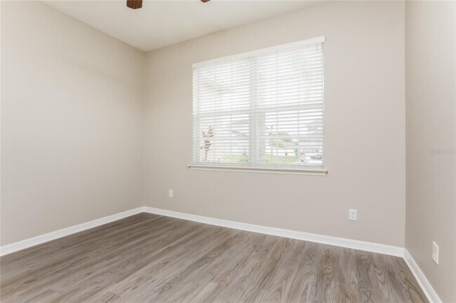 Building Photo - 1821 Candlenut Cir