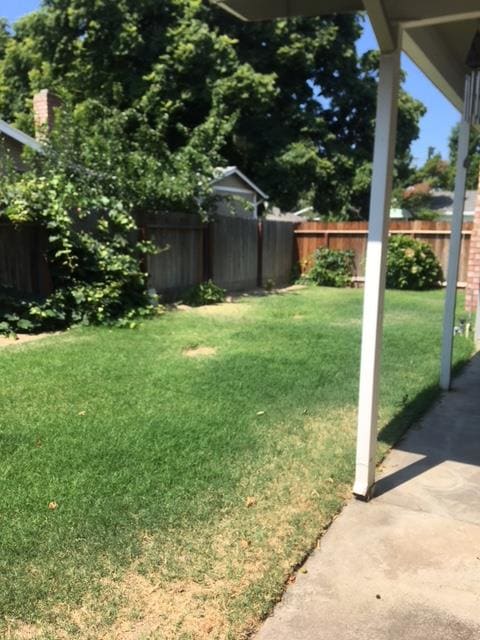 Building Photo - Single family house ready to be called home