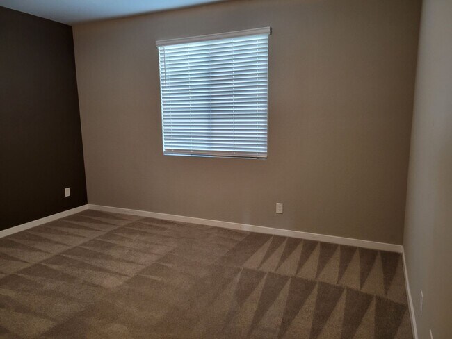 Building Photo - Breathtaking Strip Views Brand New Model in Summerlin 4bed 3.5bath