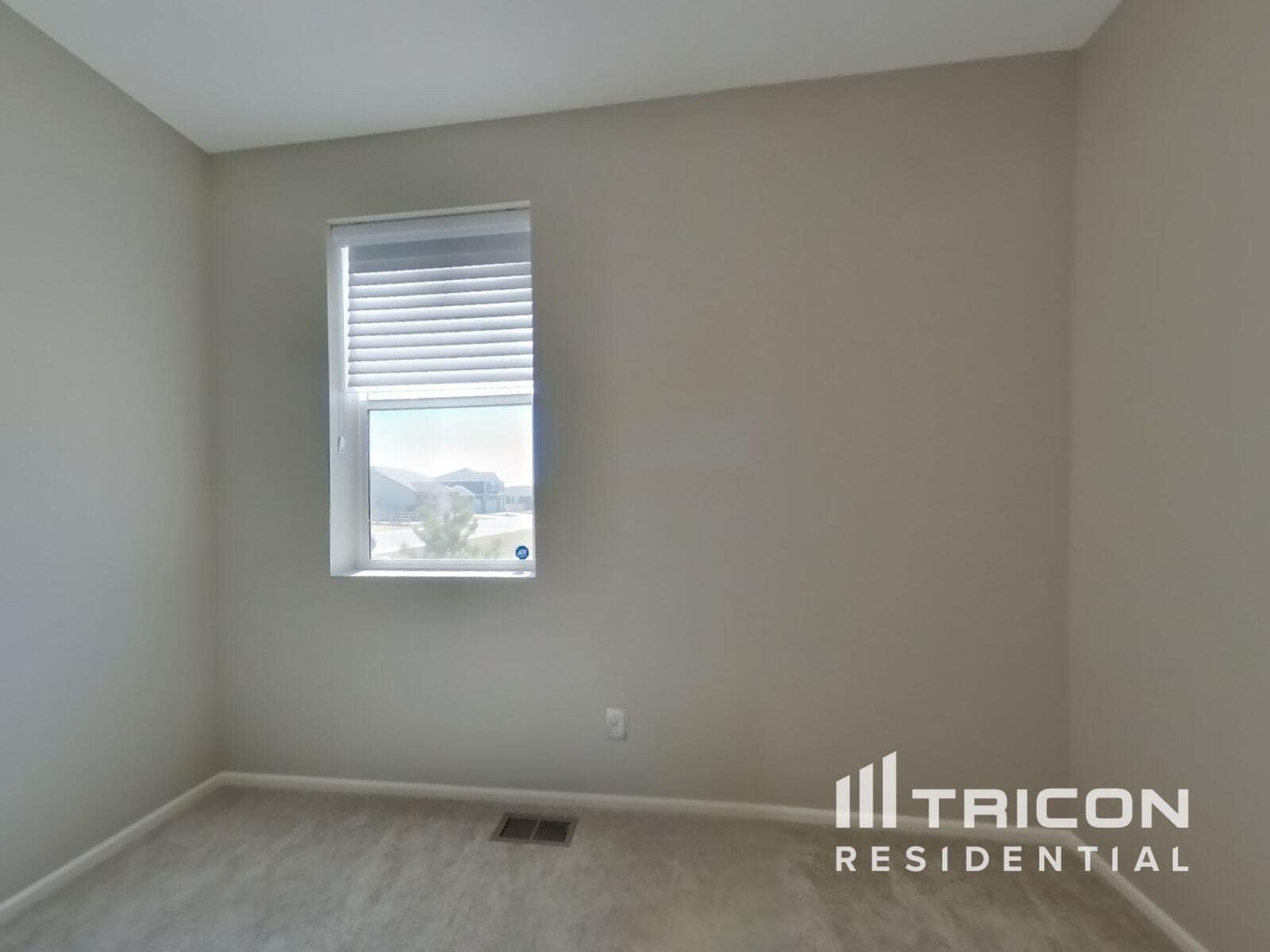 Building Photo - 7405 Fraser Cir