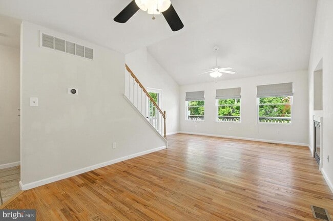 Building Photo - 3241 Henson Ave