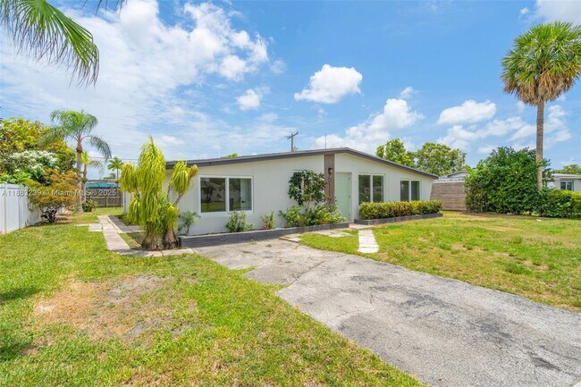Building Photo - 6117 NW 9th St