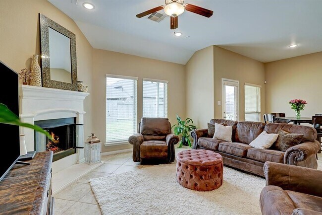Building Photo - 4411 Eclipse Park Ct