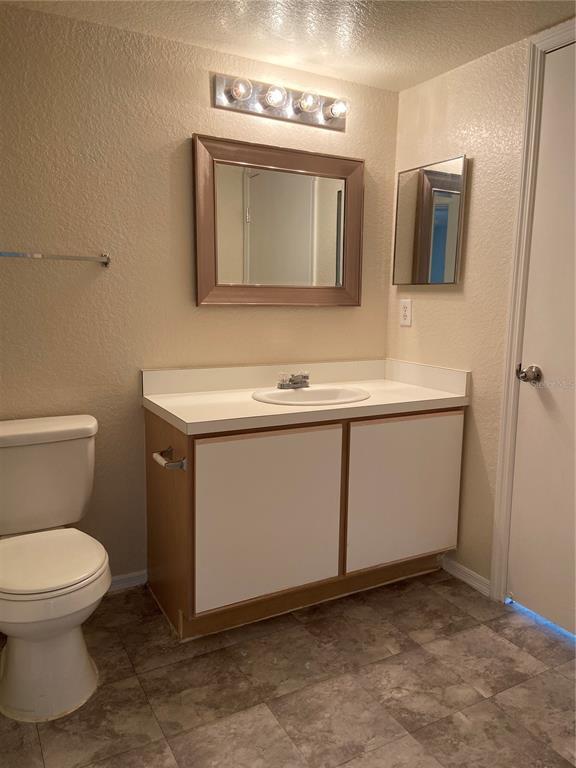 Building Photo - 2212 Grand Cayman Ct