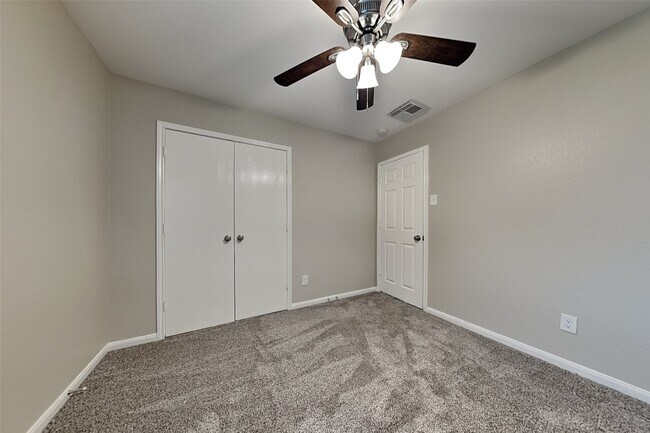 Building Photo - 29527 Legends Stone Dr