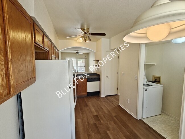 Building Photo - 2415 W Calle Retana