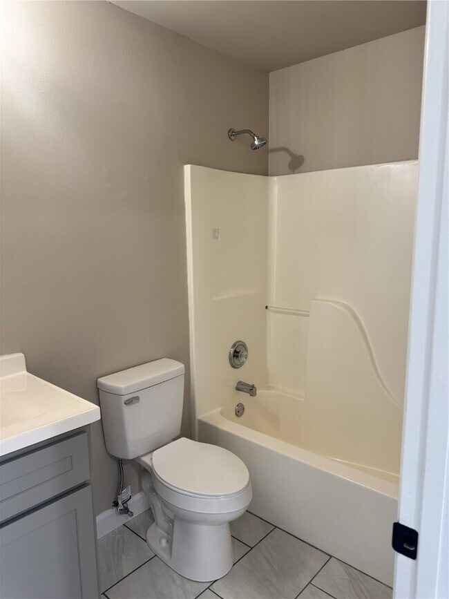 Building Photo - 501 Wideman Dr