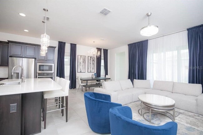 Building Photo - 15367 Gilligan Ct