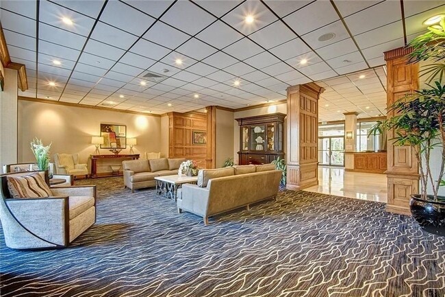 Building Photo - 1900 S Ocean Blvd