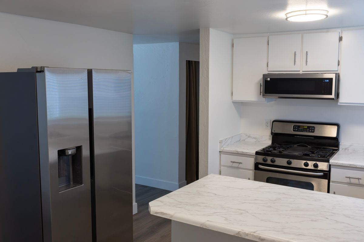 Building Photo - 6291 2200 West