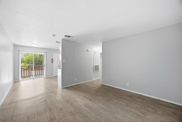 Building Photo - 430 Kendalia Ave