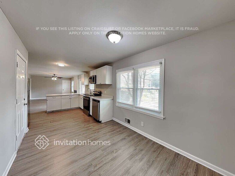 Building Photo - 4430 Pullen Ln SW