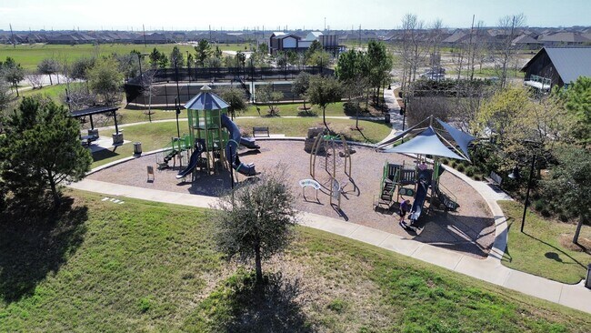 Building Photo - 30327 Tall Fescue Dr