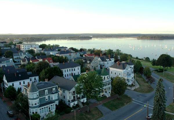 Portland's Munjoy Hill. - 18 North St