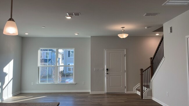 Building Photo - 2919 Denson Rd