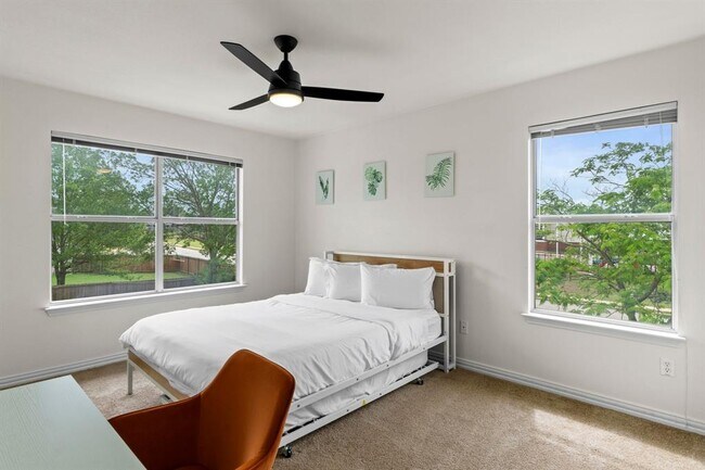 Building Photo - 3300 Sauls Dr