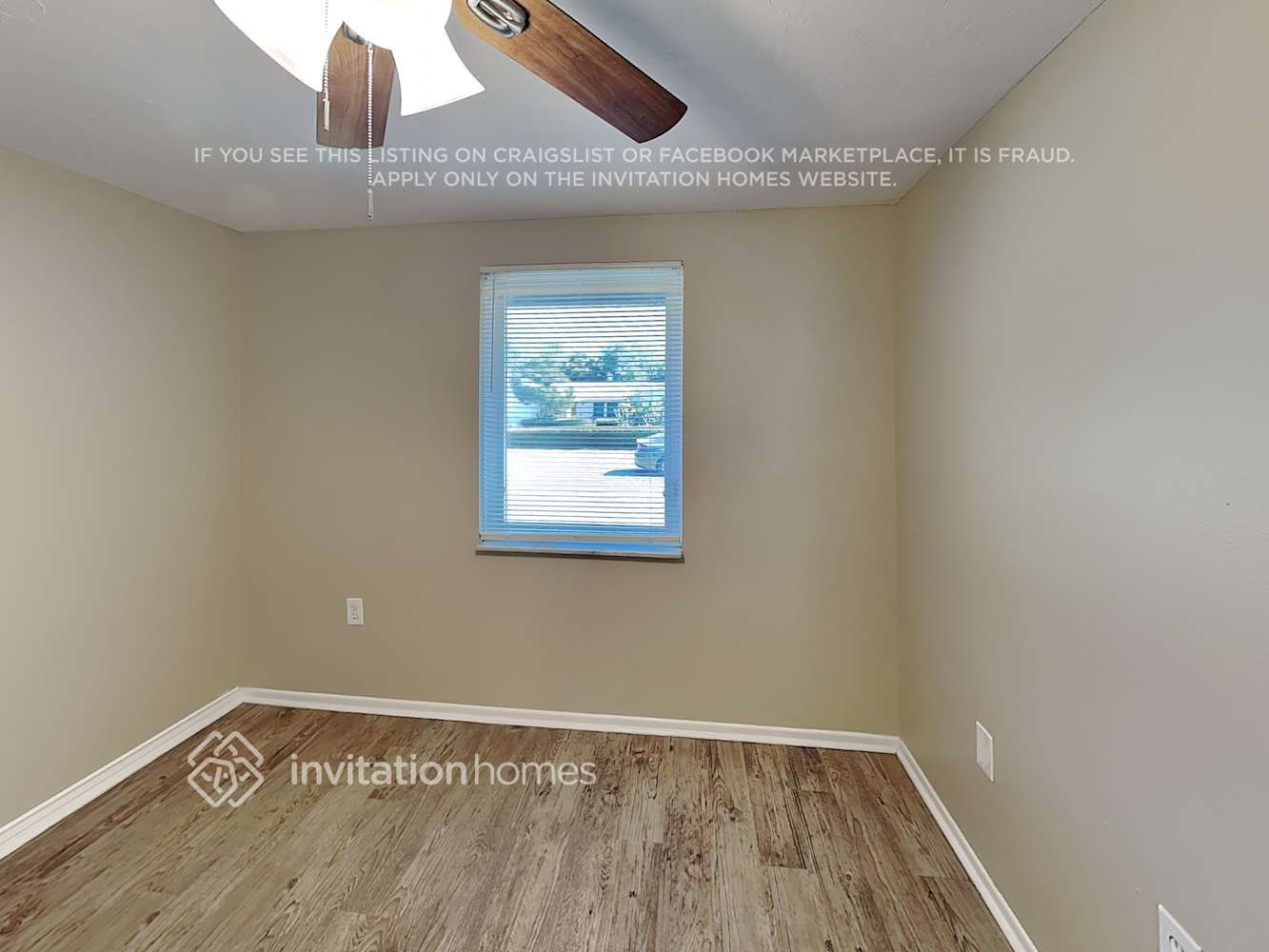 Building Photo - 2834 Linwood Dr