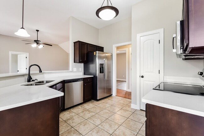 Building Photo - 4857 Cantata Dr