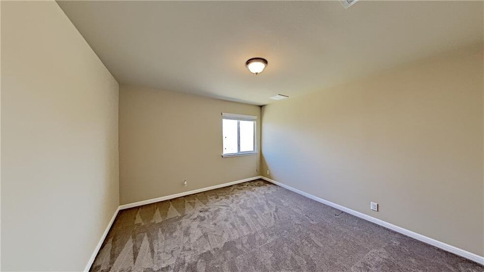 Building Photo - 200 Adriana Ln