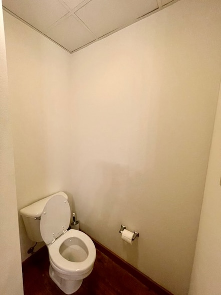 Building Photo - 220 S 2nd St