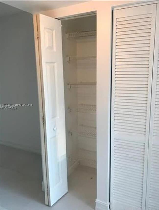 Building Photo - 1020 NW 80th Ave