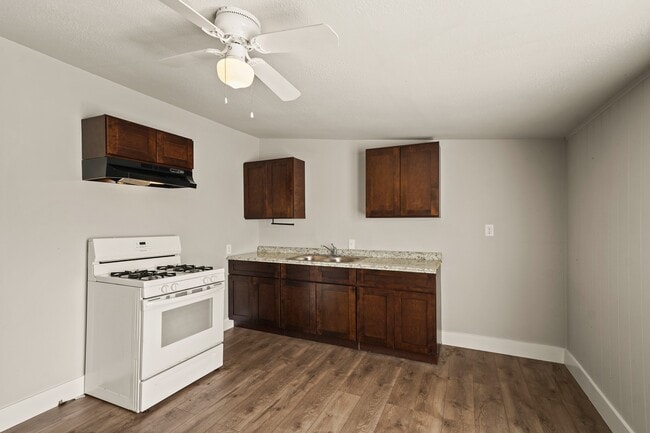 Building Photo - 3419 Illinois St