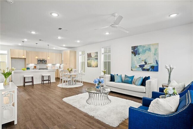 Building Photo - 2624 Metcalfe Rd