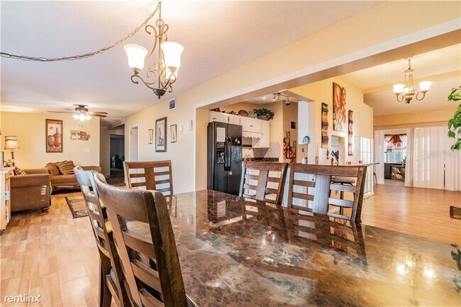 Building Photo - 4 br, 2 bath House - 3014 9th Avenue Dr E