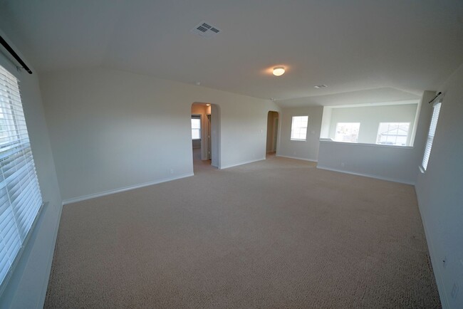 Building Photo - Like New Home in Red River Ranch (Cibolo)!