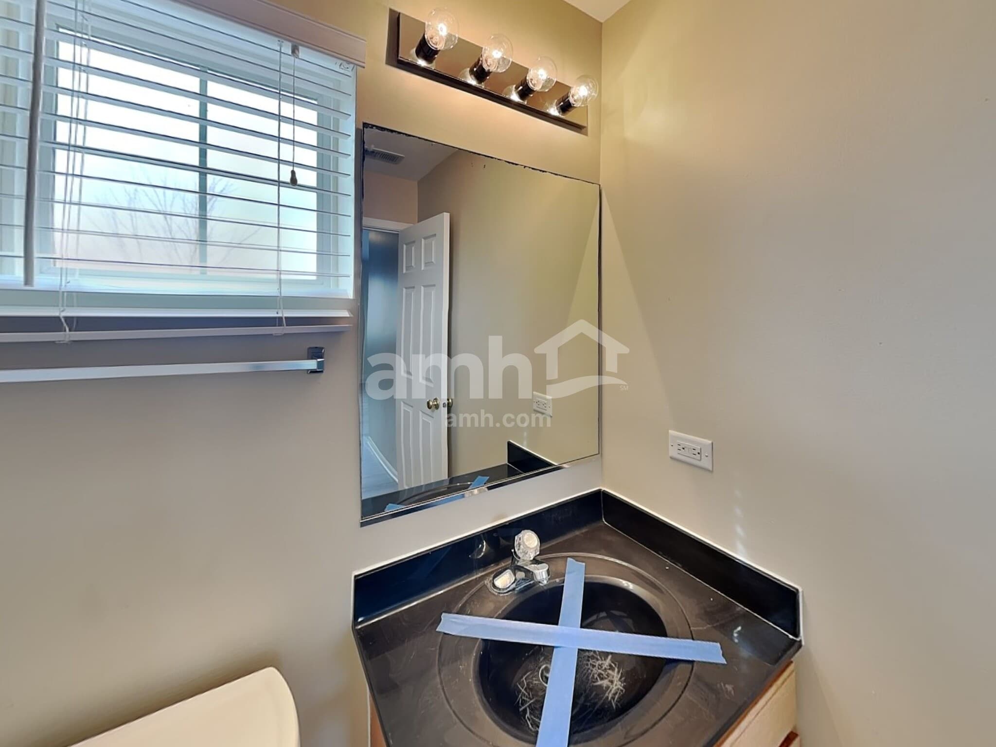 Building Photo - 3103 Meadowsedge Ln