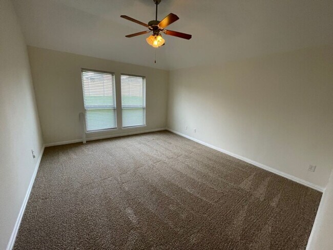 Building Photo - Nice Home in Mansfield ISD