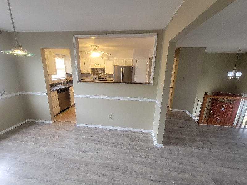 Building Photo - 3313 Barcroft Dr