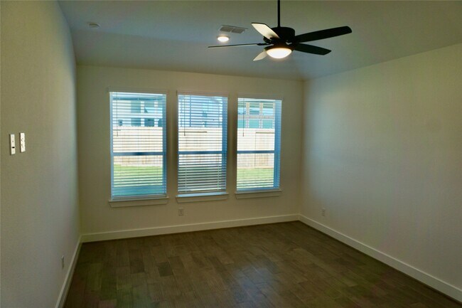 Building Photo - 31226 Anna Mdws Dr