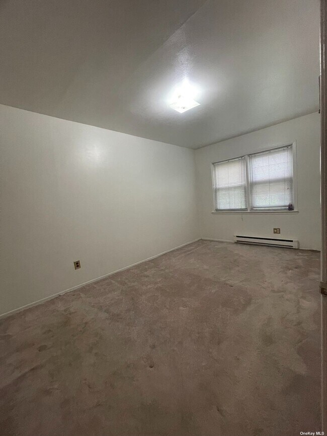 Building Photo - 94-55 43rd Ave