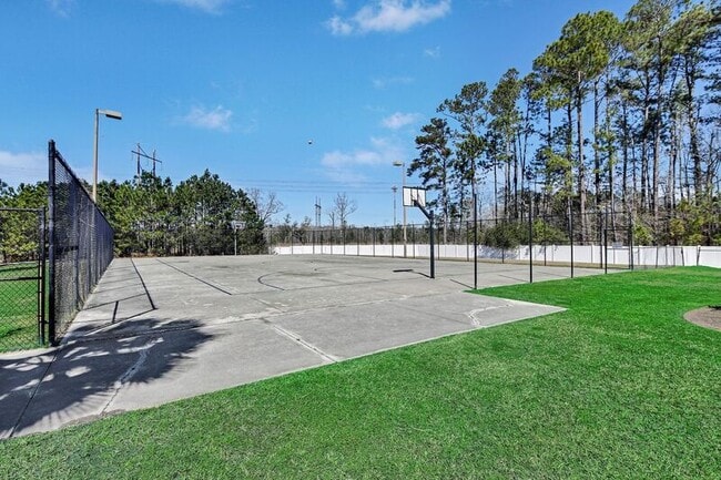 Building Photo - 850 Canyon Oak Loop