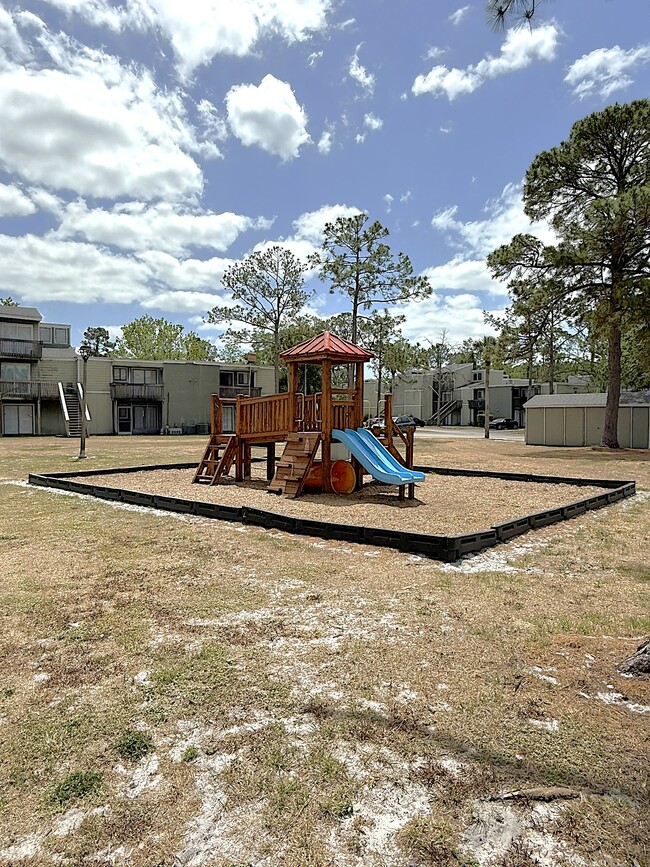 Building Photo - 157 Scottsdale Square