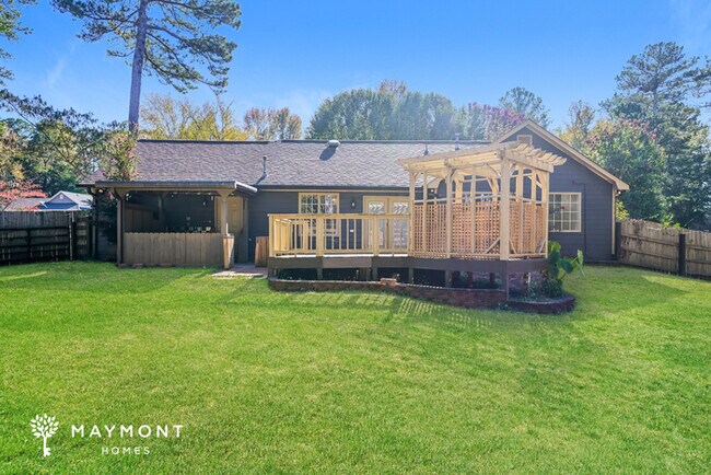 Building Photo - 116 Halifax Dr