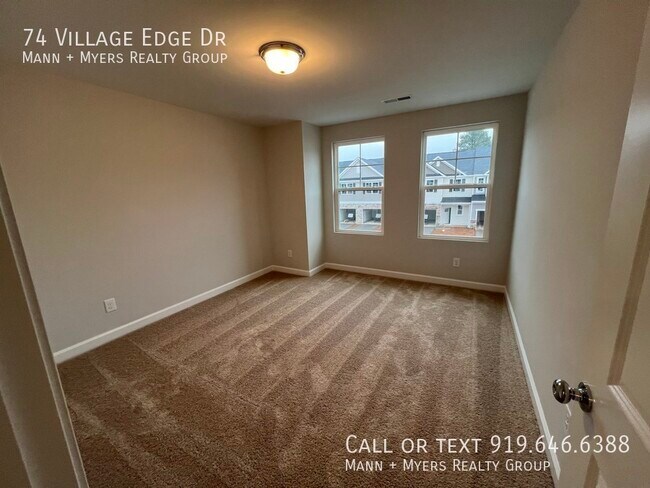 Building Photo - 74 Village Edge Dr