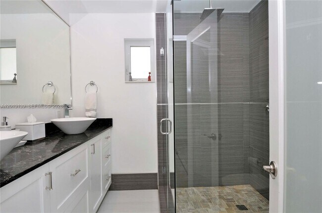 Building Photo - 14270 SW 74th St