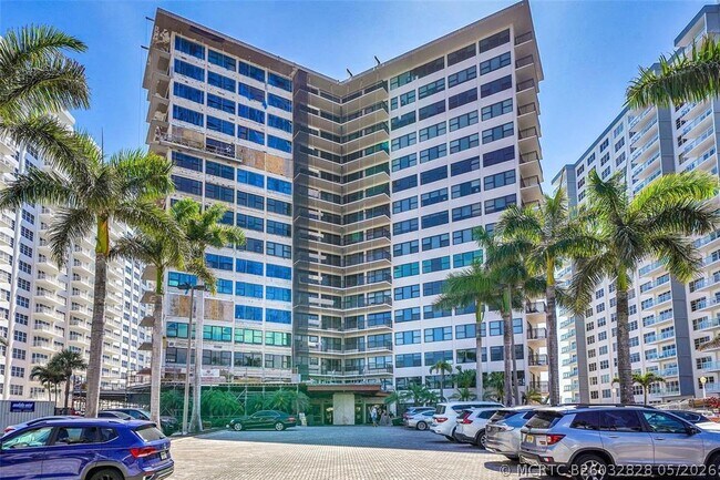 Building Photo - 3800 Galt Ocean Dr