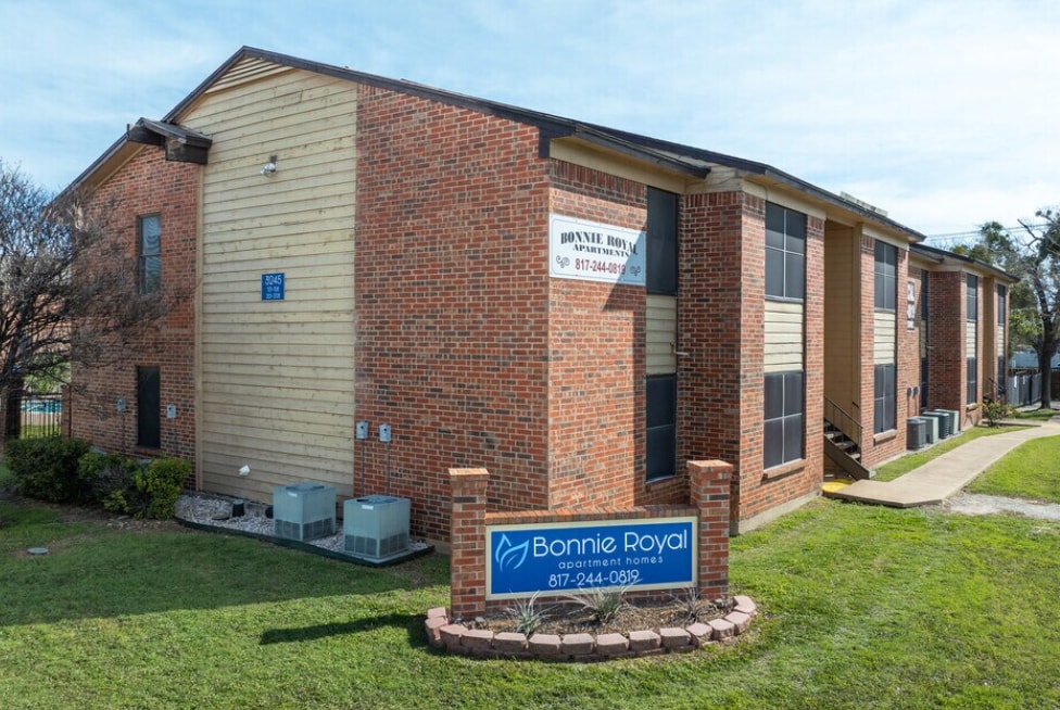 Building Photo - 3736 Bonnie Dr