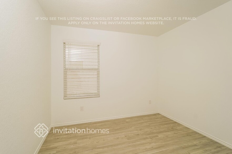 Building Photo - 218 Hollywood Dr