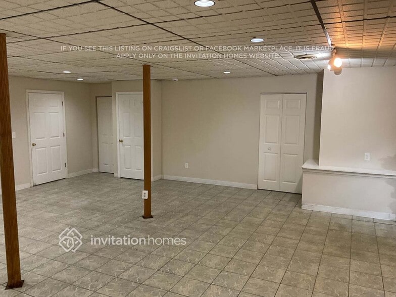 Building Photo - 160 Briarcliff Pl