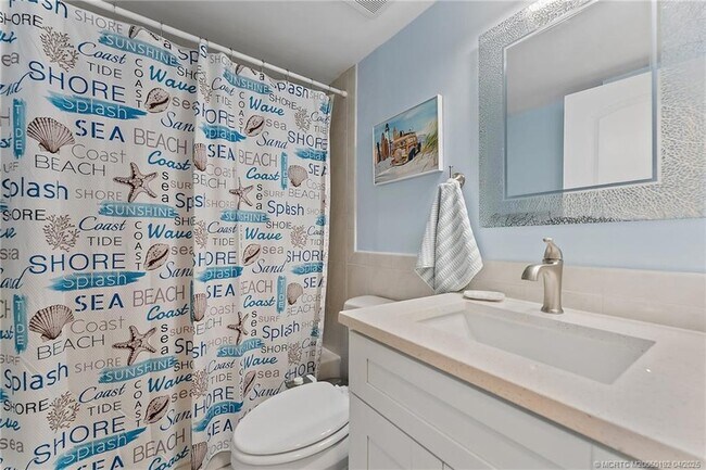 Building Photo - 7370 S Ocean Dr