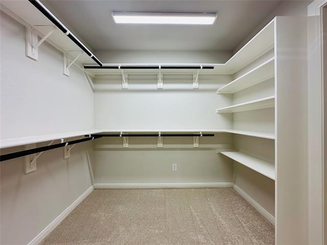 Building Photo - 4801 Maxwell Dr