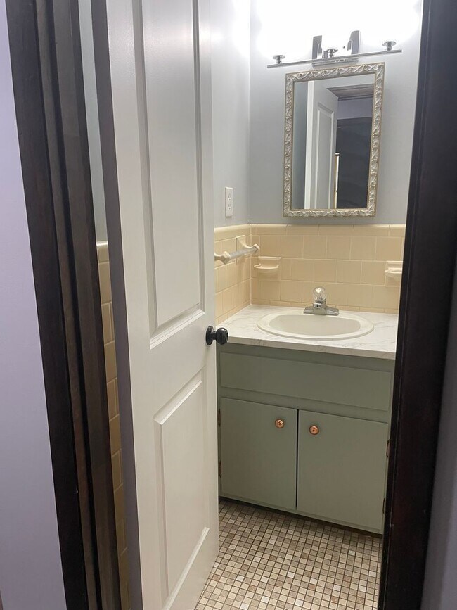 Building Photo - 3/2 updated home on huge lot in Luverne