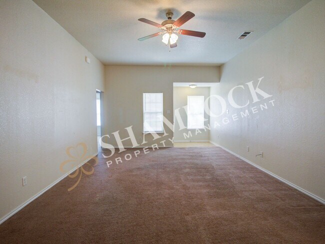 Building Photo - Bosqueville ISD Home