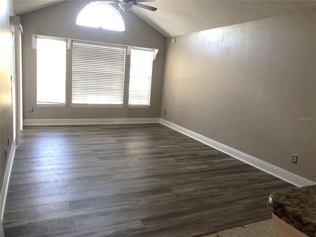 Building Photo - 1057 S Hiawassee Rd