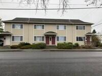 Building Photo - 379-312 12th St