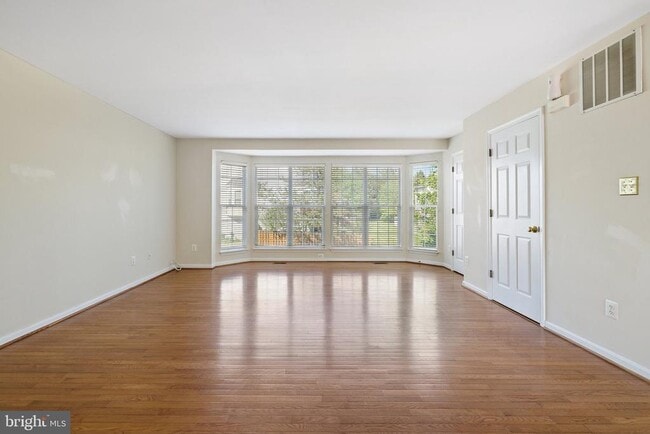 Building Photo - 8220 Ramseur Pl